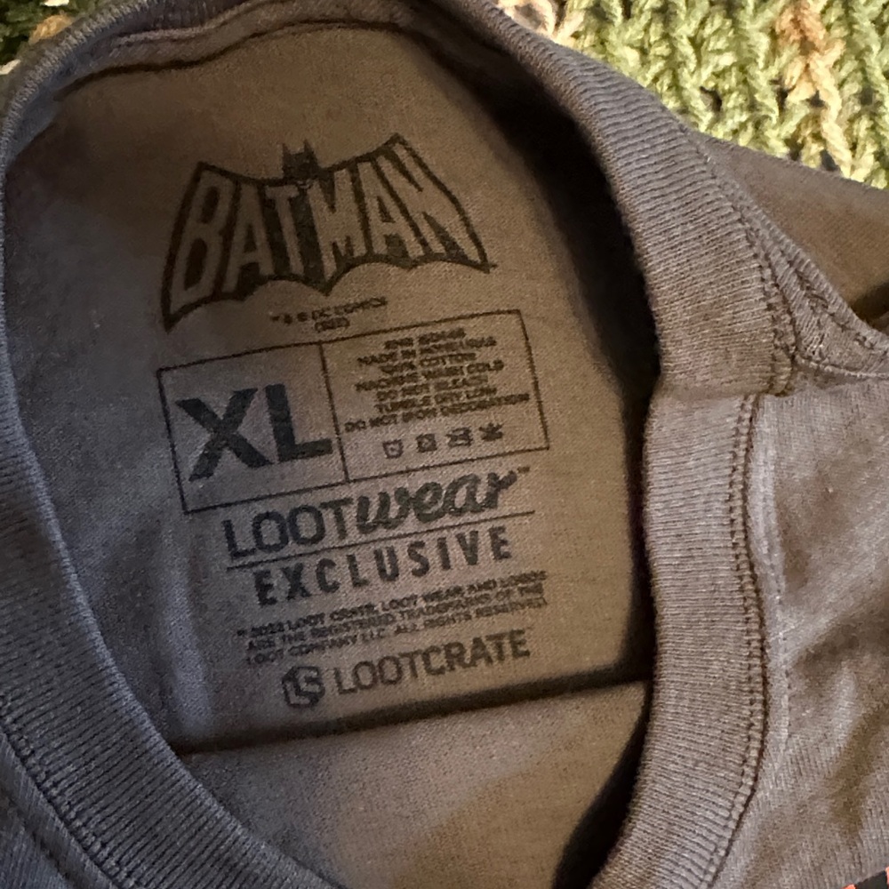 Batman Gray Short Sleeve Tee - Picture 2 of 2